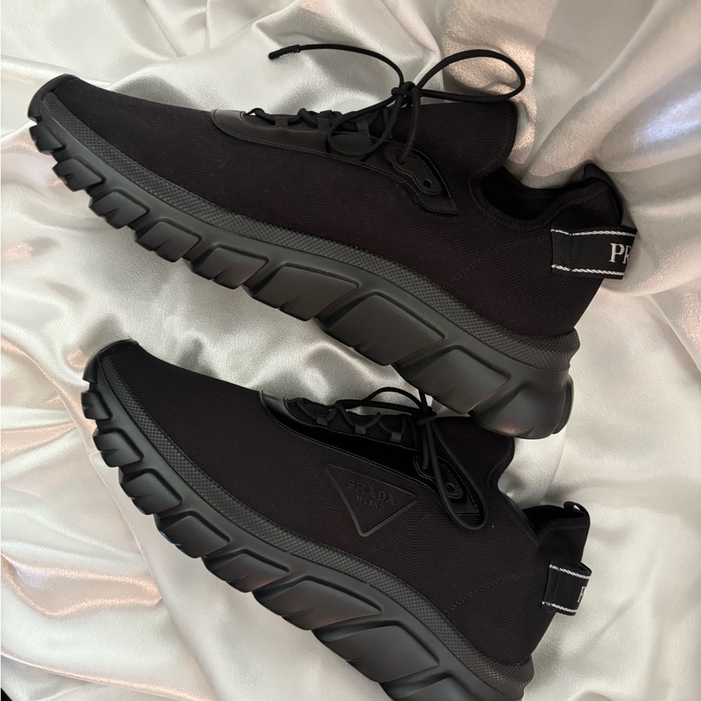 Prada Black Sneakers BRAND NEW Men's US10 - Picture 4 of 5